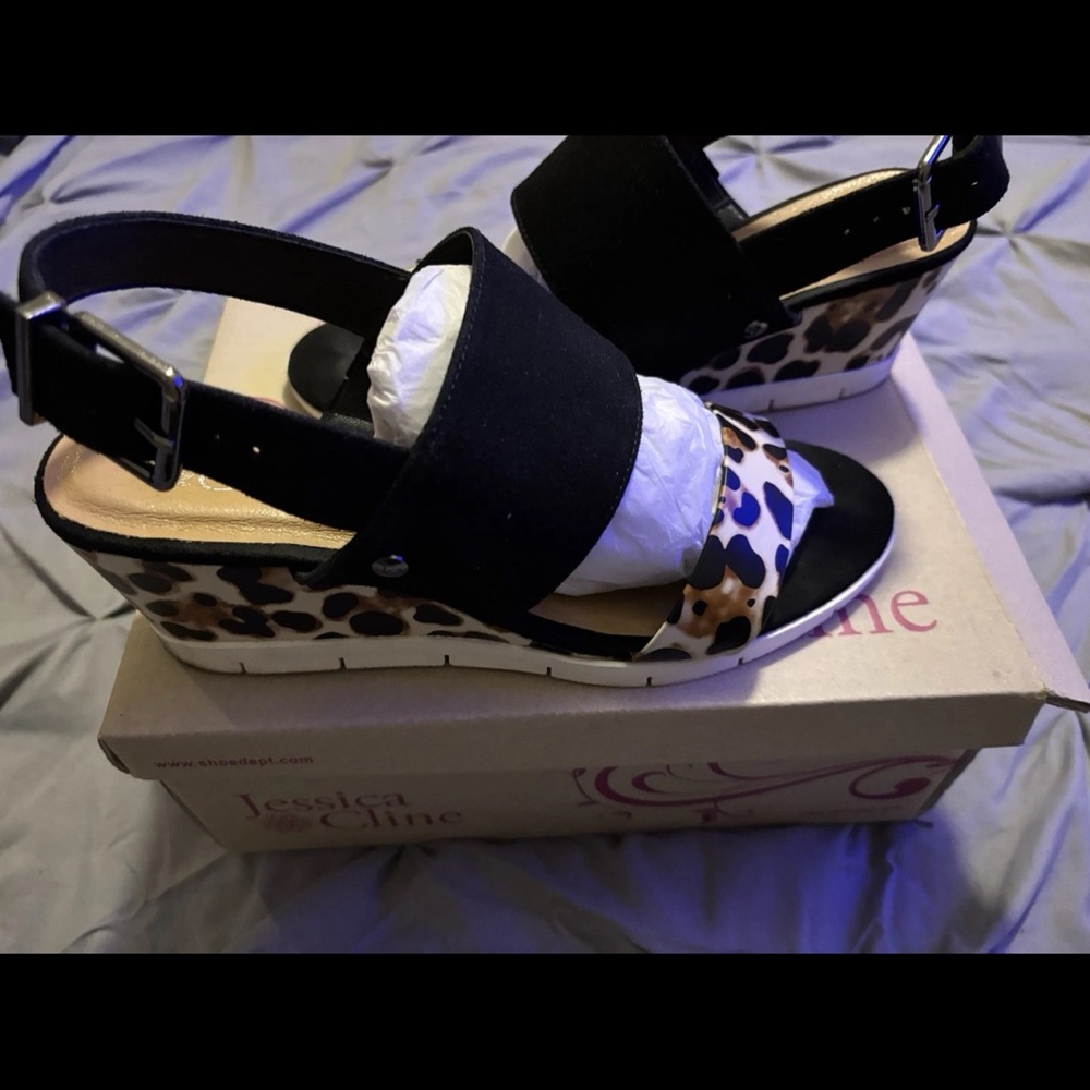 Chic Black and Leopard Wedge Sandals